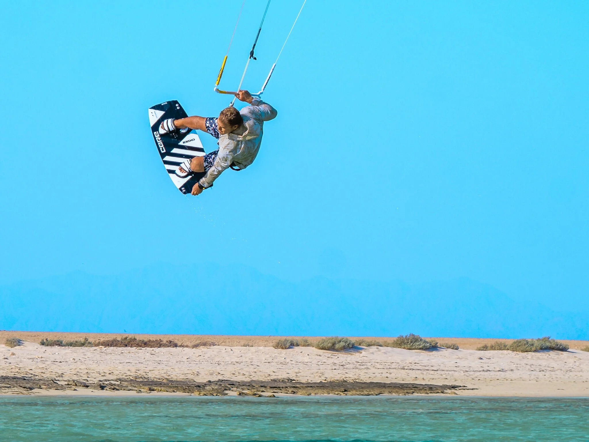 Kitesurfing Instruction [UPDATED FOR 2026] — Dragonfly Kite Safaris